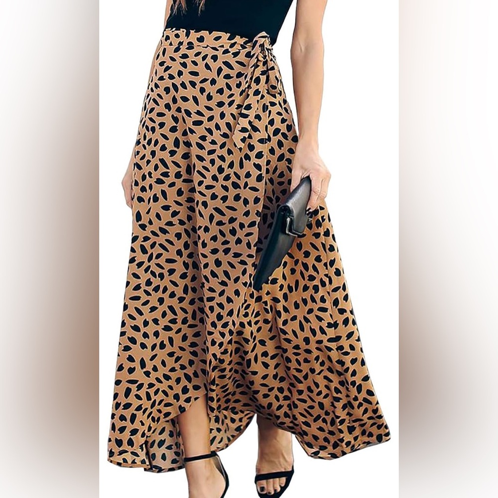 Leopard print high waisted maxi skirt